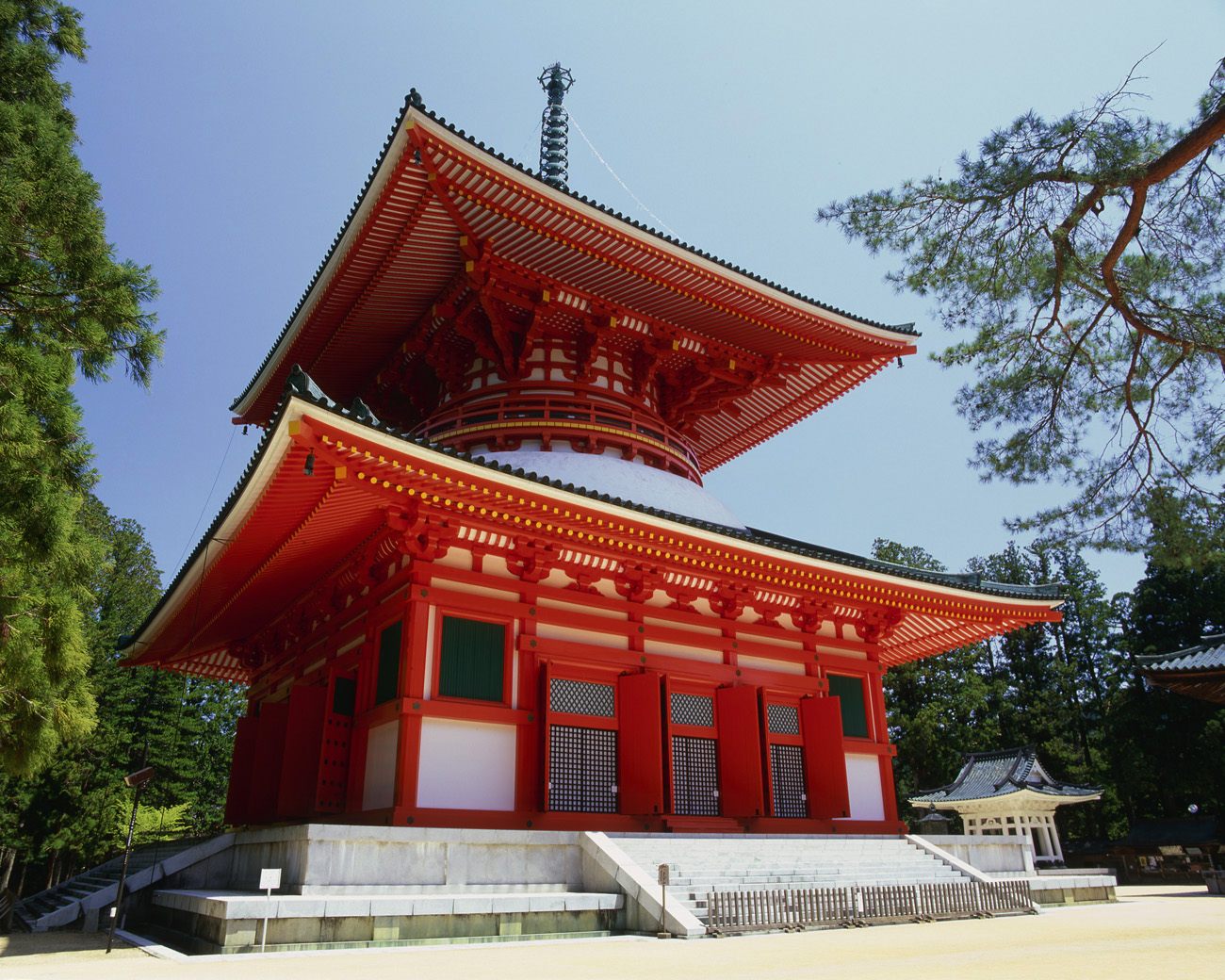 高野山壇上伽藍の根本大塔